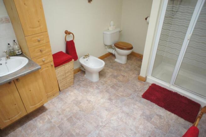 Master Ensuite