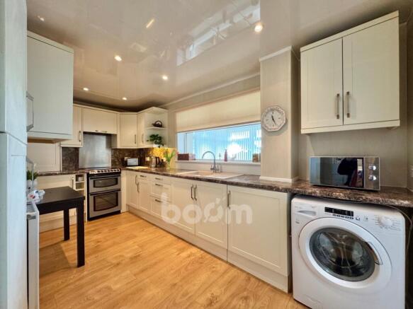 Lochlibo Terrace, Barrhead kitchen