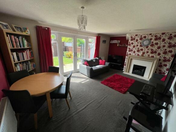 Sitting/Dining Room
