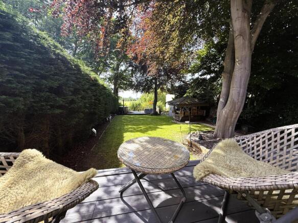 4 bed Barn Conversion for sale Image 9