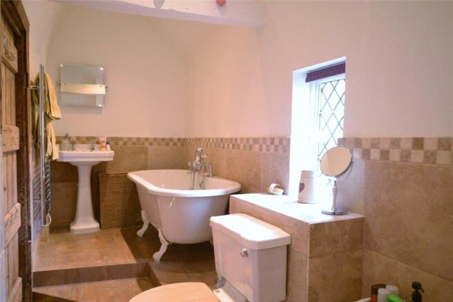 En-Suite Bathroom