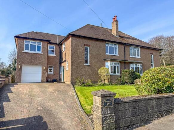 19 First Avenue, Douglas (2).jpg