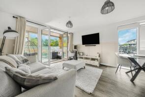 Flat 3, 8 Carver House, Spitfire Chase, Walton-on-thames KT12 1FX