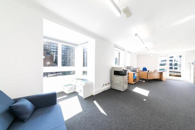 Suite 3, 17 Pepper Street -3.jpg