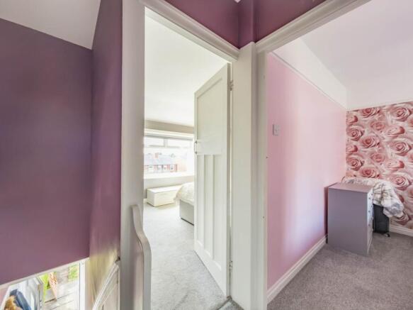 2 bed Terraced for sale Image 7
