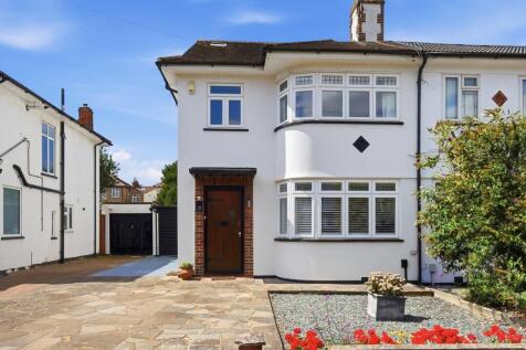 Onslow Gardens, South Woodford, Redbridge, London