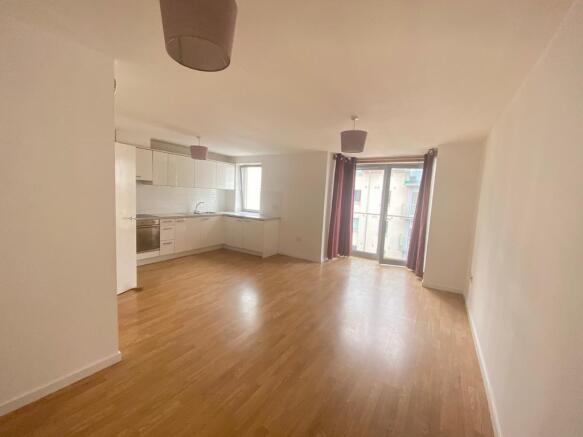 Lounge-kitchen continued