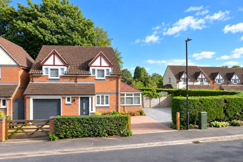 Aismunderby Close, Ripon, HG4 1NT