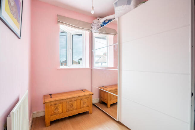 3 bed Semi-Detached for sale Image 12