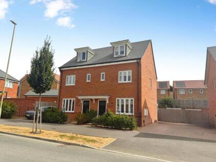 Greenkeepers Avenue, Basingstoke, Hampshire, RG23