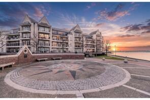 16, The Boulevard, Greenhithe DA9 9GT