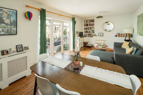 Flat E, 2, Shenley Road, London SE5 8NN