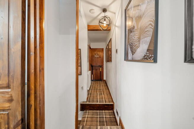 3 bed Detached for sale Image 8