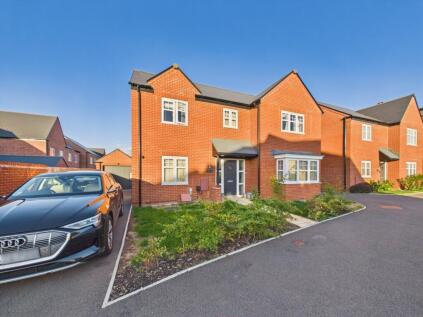 Weaver Crescent, Twigworth, Gloucester, Gloucestershire, GL2