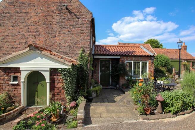 Side Elevation