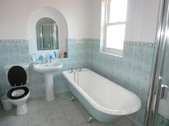 Photo 10