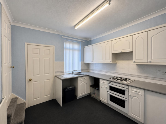 3 bed Terraced for sale Image 7