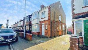 43, Stockingstone Road, Luton LU2 7ND