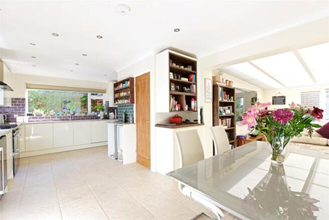 Kitchen/Dining Room