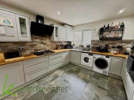 1041b, Chorley Old Road, Bolton BL1 5SX