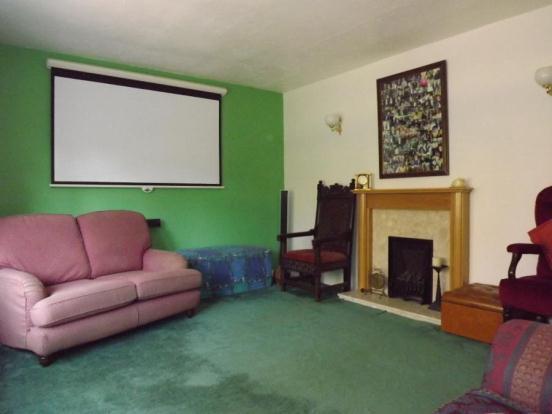 Sitting/Tv Room