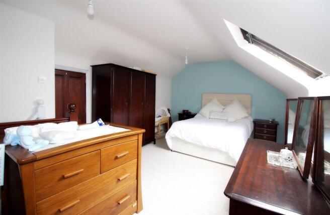 34023_Victoria Road.