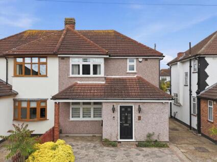 Calbourne Avenue, Hornchurch, RM12