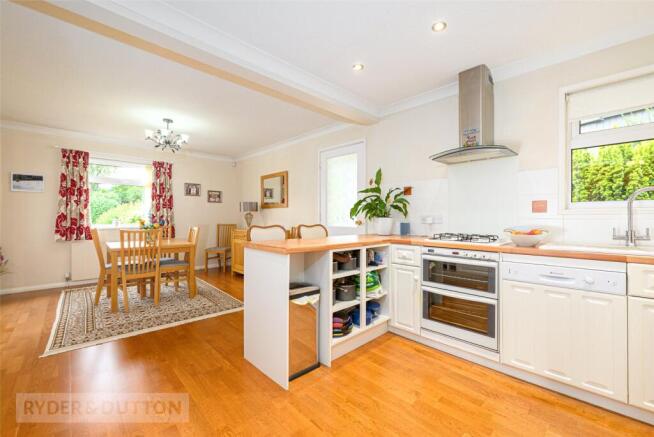 3 bed Detached Bungalow for sale Image 5