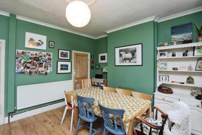 3 bed House for sale Image 9