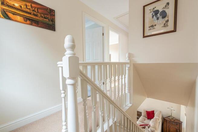 FIRST FLOOR LANDING