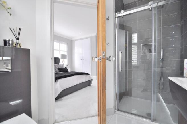en suite2