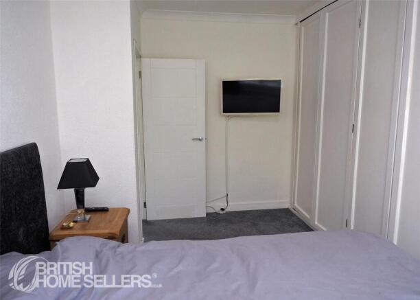 2 bed Bungalow for sale Image 8
