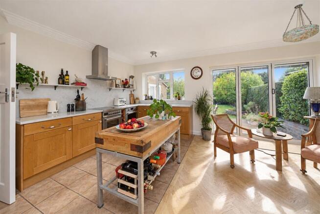 Open plan Kitchen/Dining Room