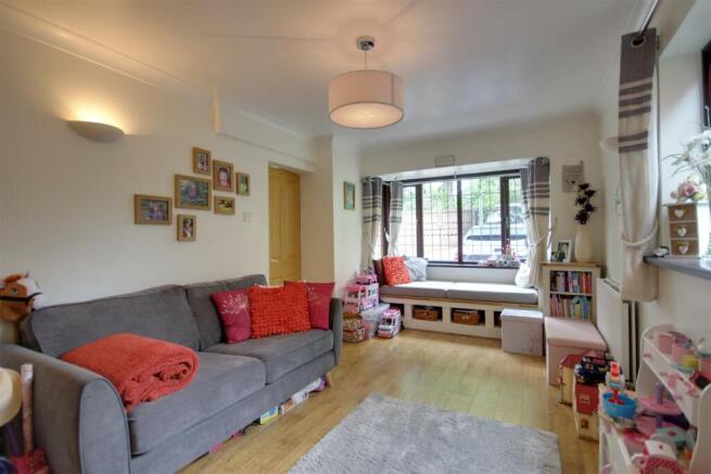 Day/Sitting Room