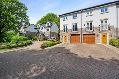 Aspen Close, Smithills, Bolton, BL1 7