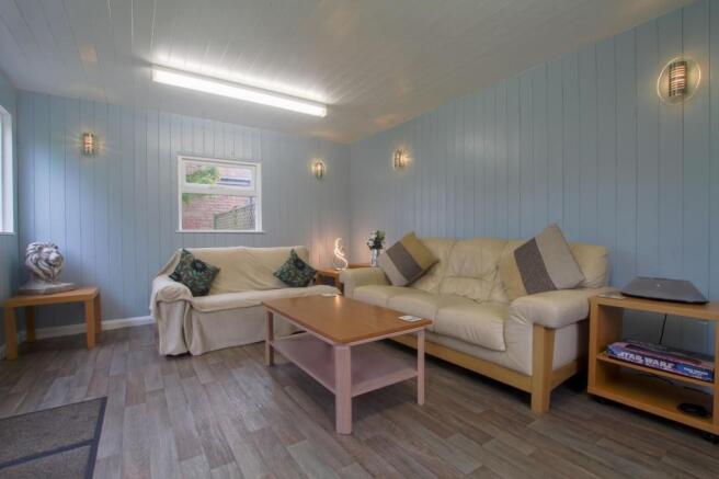 Lodge/Summer House
