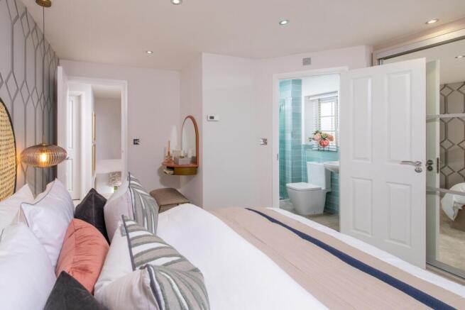 4 bed Detached for sale Image 6