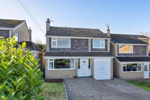 17, Lee Vale Drive, Glossop SK13 5HD
