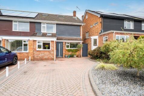 Picton Road, Andover, SP10