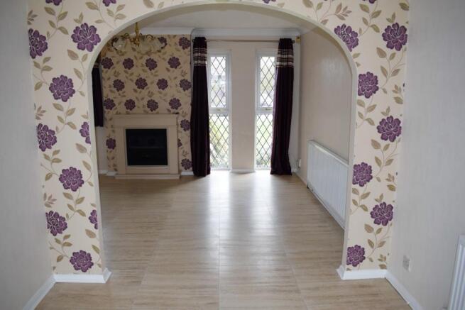Lounge/Dining Room