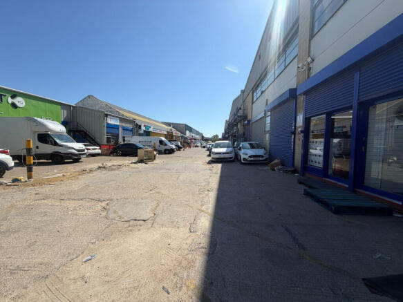 Photo 3