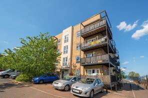 Flat 10, 109, Tay Road, Tilehurst, Reading RG30 4ER