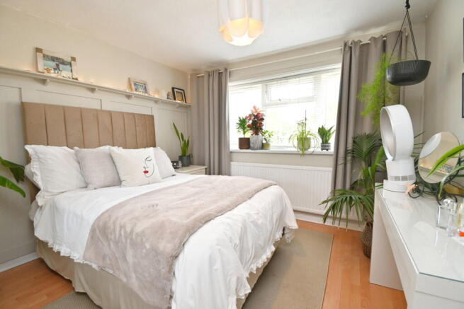 3 bed Semi-Detached for sale Image 9