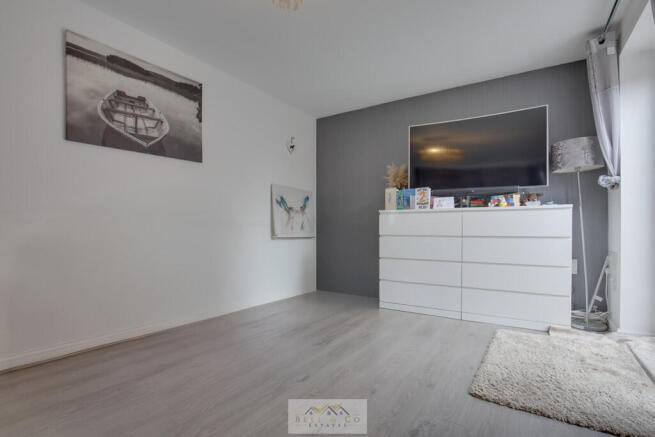 3 bed Detached for sale Image 8