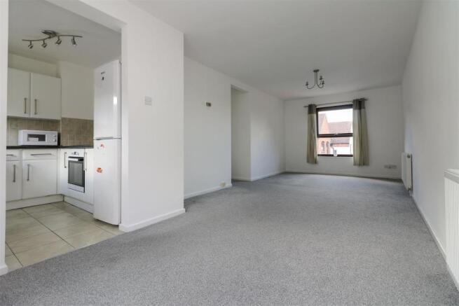 Sitting/Dining Room