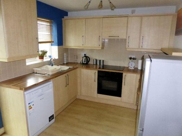 Kitchen (2)