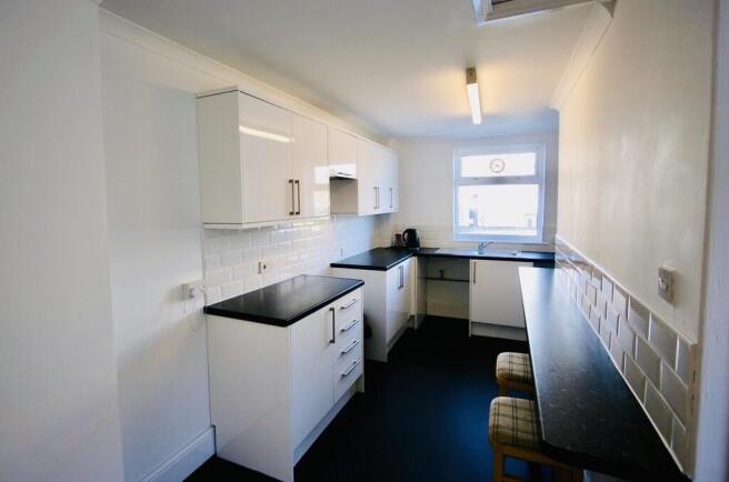 Flat Kitchen