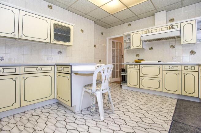 Kitchen/breakfast ro