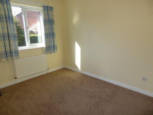 BEDROOM 2