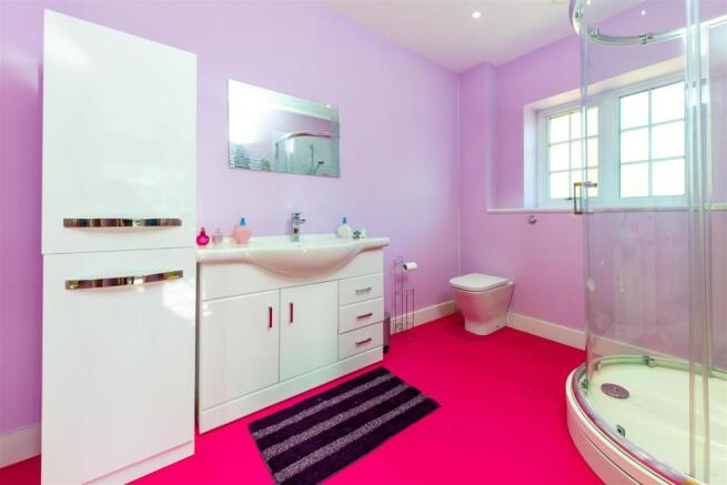 11 Hitchin Road Main House interiors-15.jpg